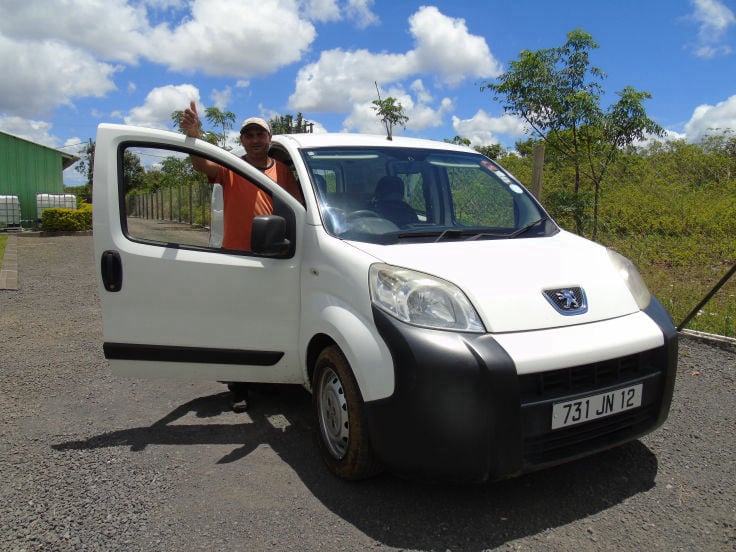 dogzyhub pet taxi